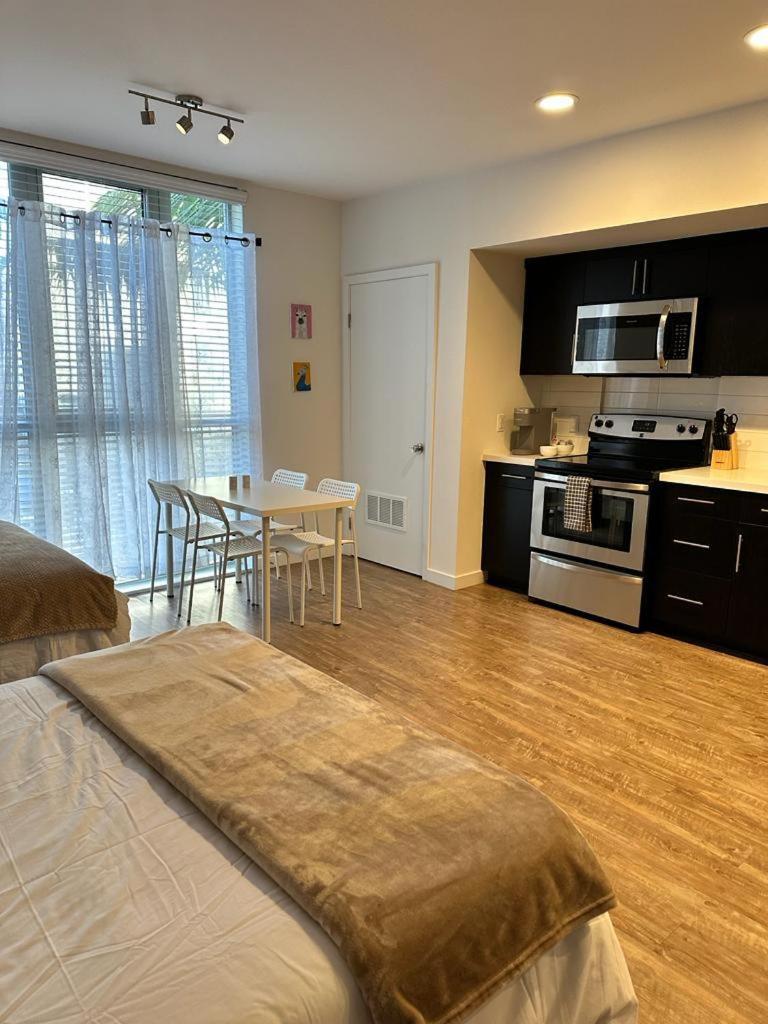 Studios Universal 10 Min Drive Free Parking And Wifi Los Ángeles Exterior foto